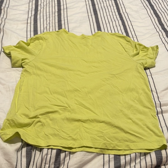 A new day medium tee - Picture 3 of 3